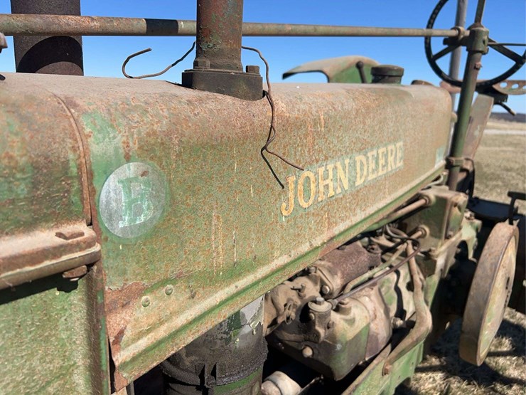 john-deere-model-b-image-13