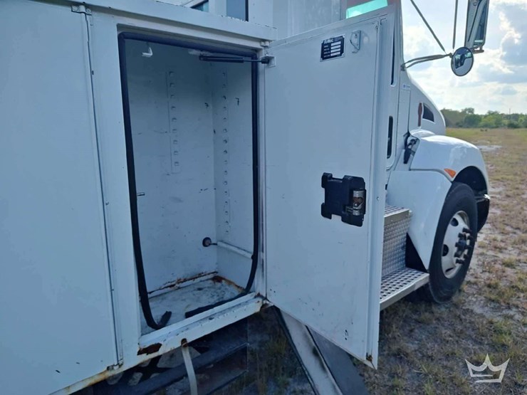2016-kenworth-t370-image-29
