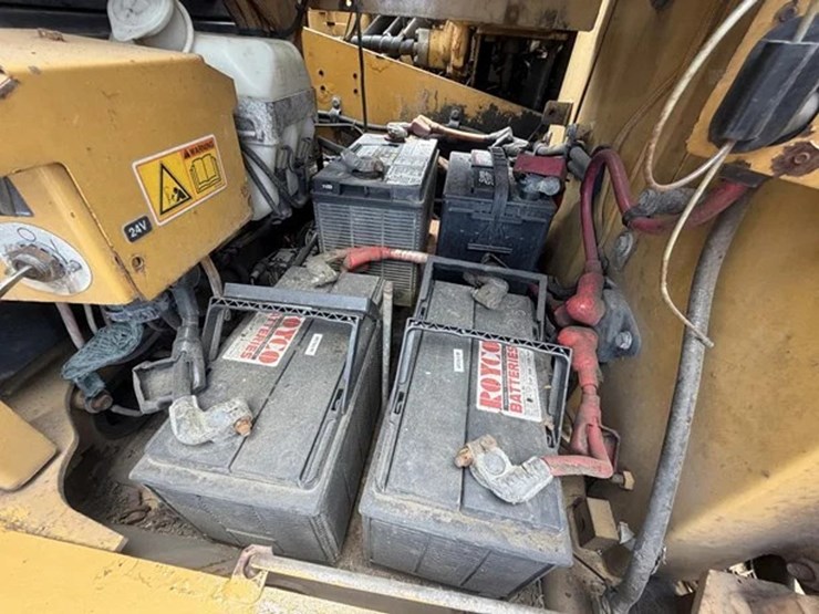 2009-caterpillar-320dl-image-6