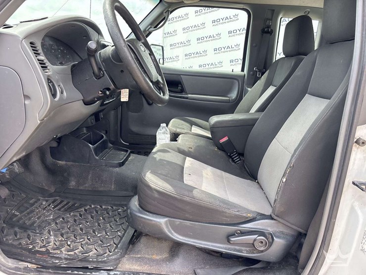 2010-ford-ranger-image-12