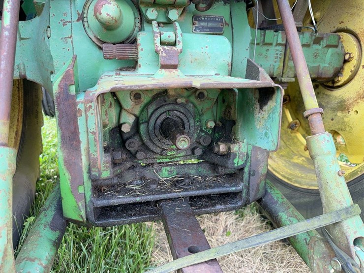 john-deere-4020-image-31