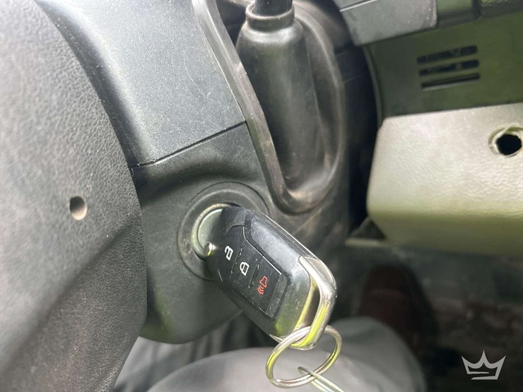 2017-ford-f550-image-17