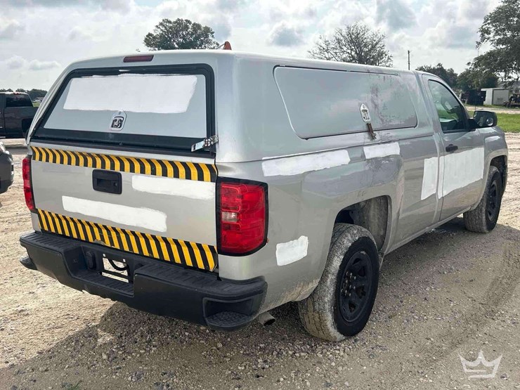 2015-chevrolet-silverado-1500-image-3