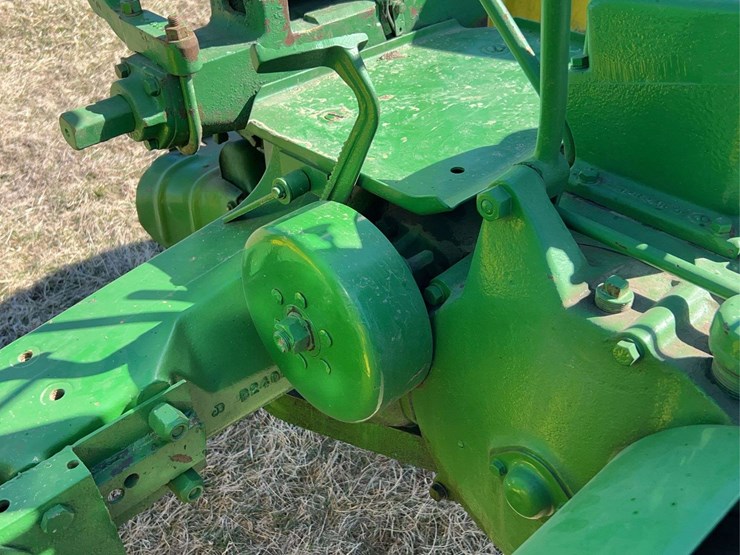 john-deere-model-b-image-30