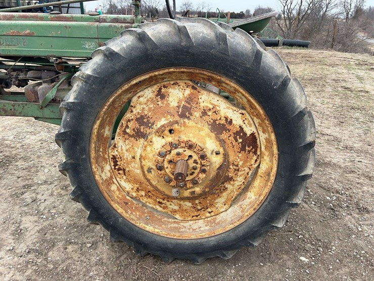 john-deere-model-b-image-41