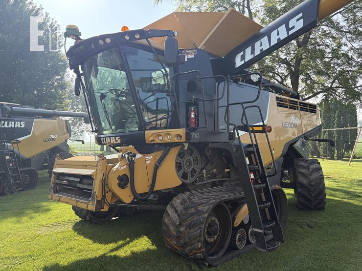 2013-claas-lexion-760-image-1