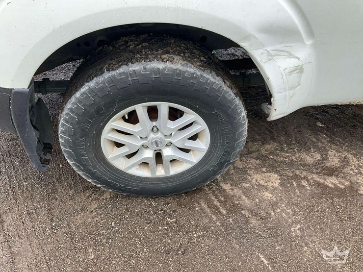 2017-nissan-frontier-image-35
