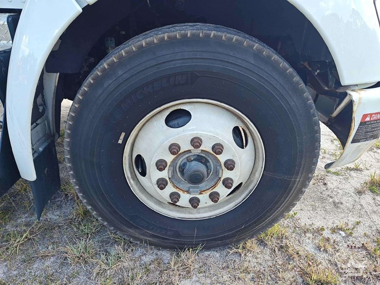 2016-kenworth-t370-image-56