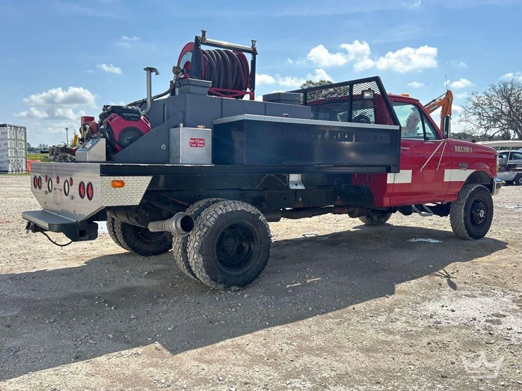 1995-ford-f350-image-3