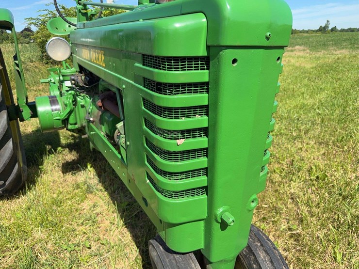john-deere-model-b-image-17