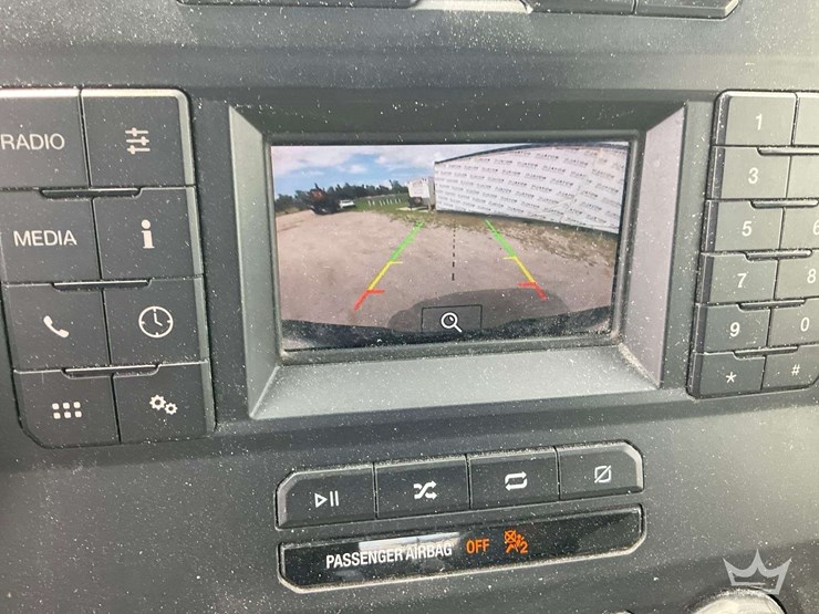 2019-ford-f150-image-28