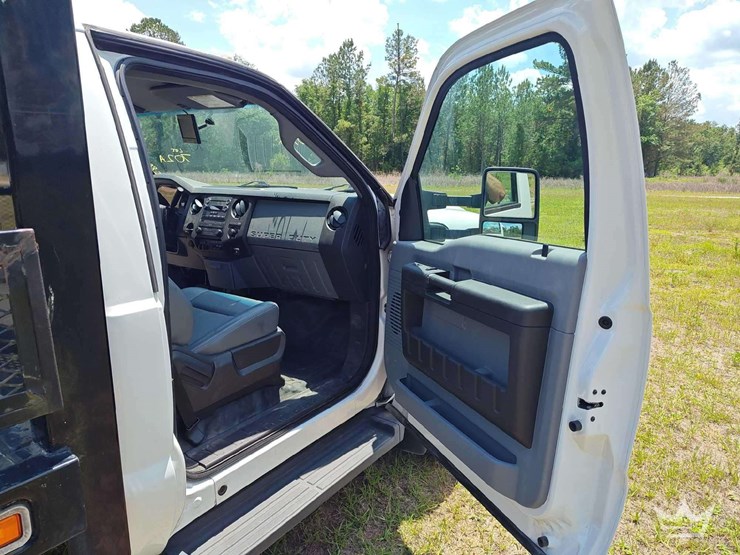 2016-ford-f450-image-34