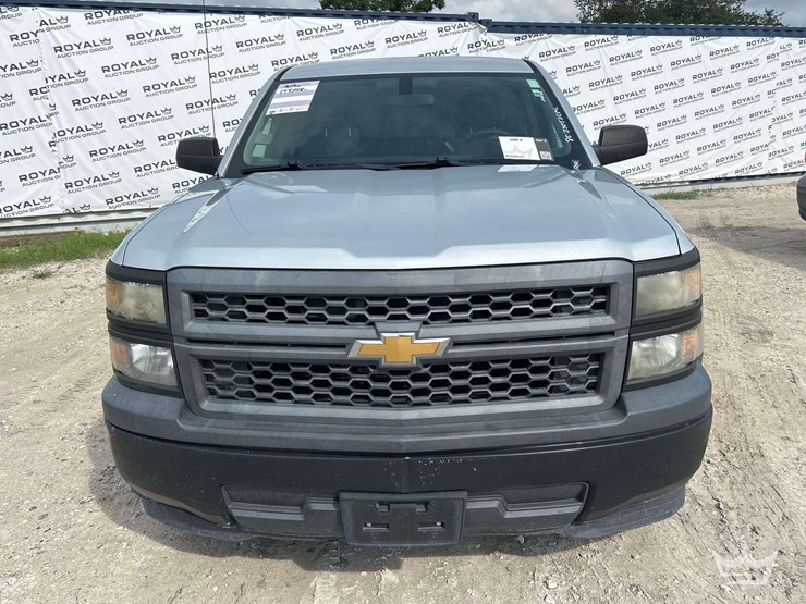 2015-chevrolet-silverado-1500-image-31