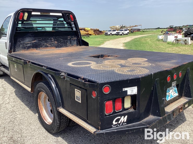 2011-ford-f550-xl-image-13