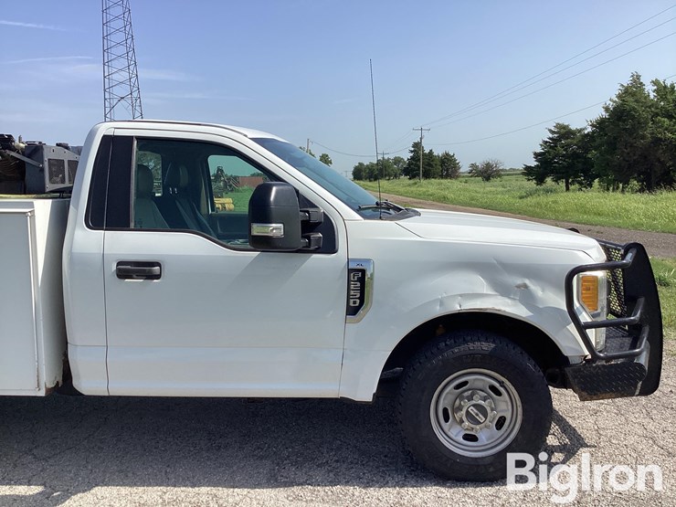 2017-ford-f250-xl-image-15