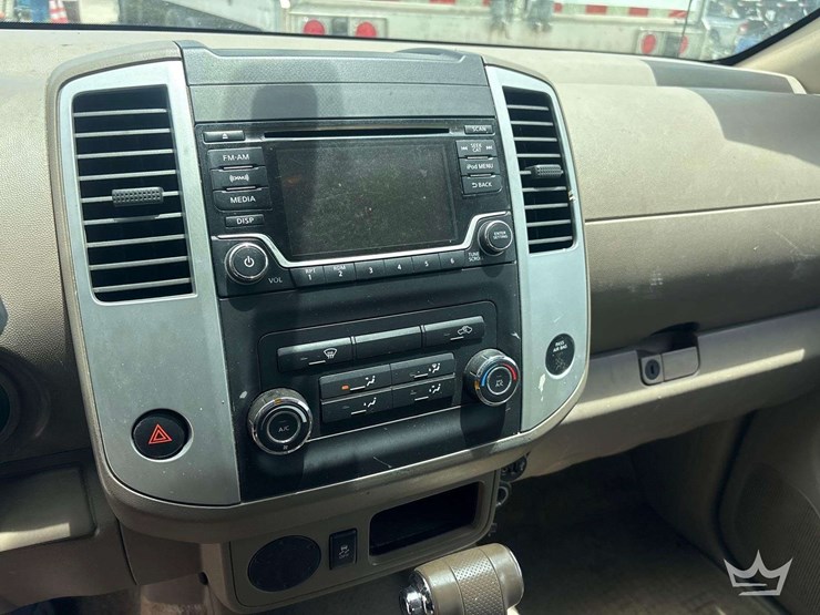 2017-nissan-frontier-image-15