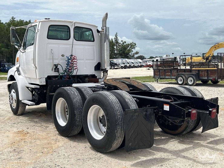2003-sterling-l9500-image-4