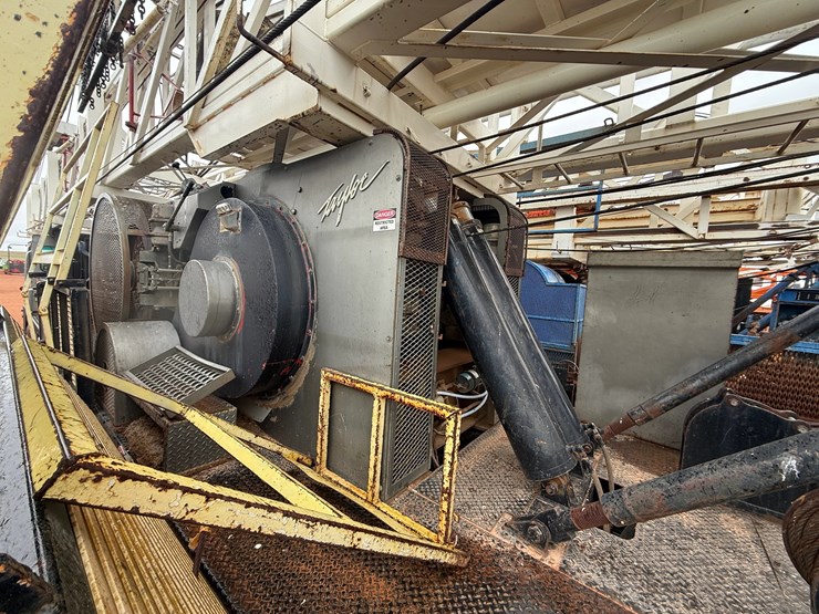 2007-caterpillar-c15-image-21