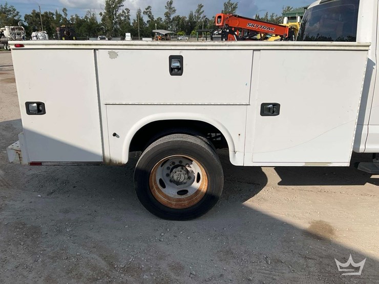 2017-ford-f450-image-31