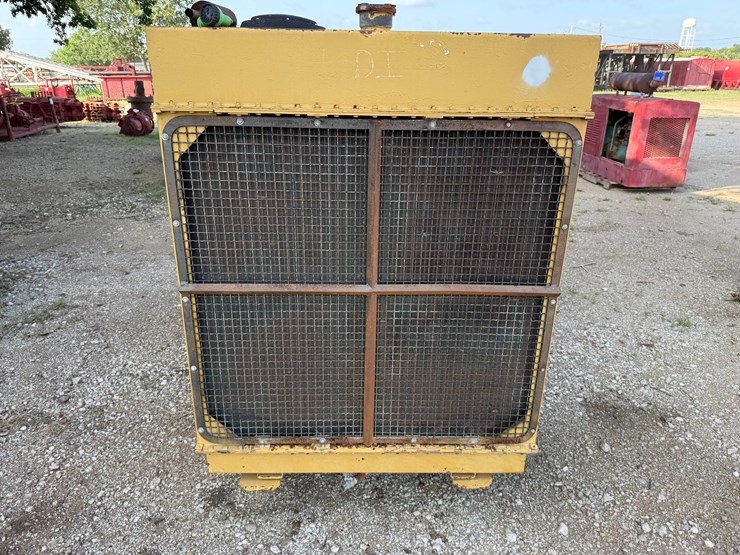 caterpillar-d353-image-2