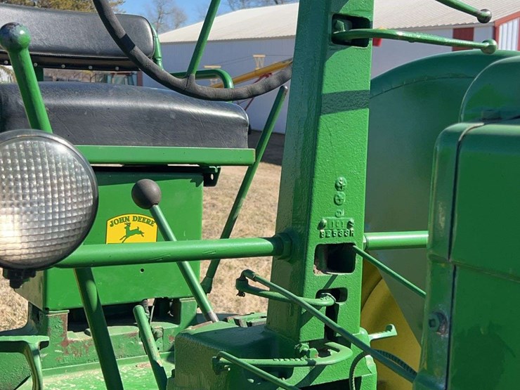 john-deere-model-b-image-28