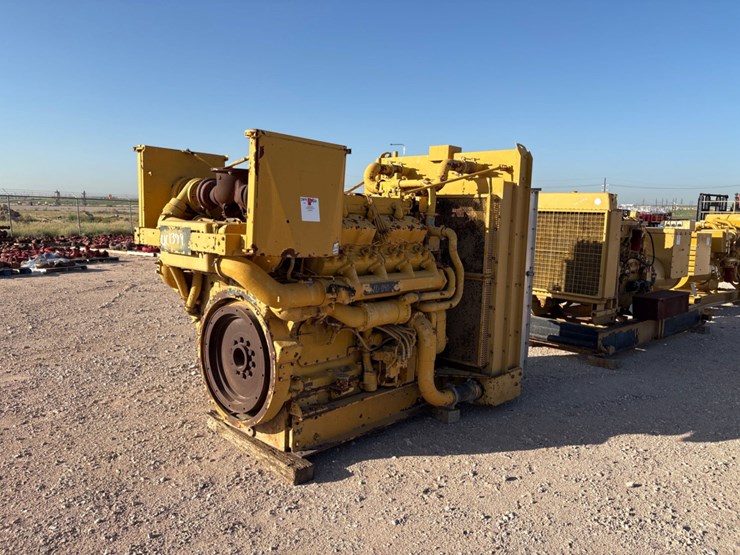 caterpillar-d379-image-5