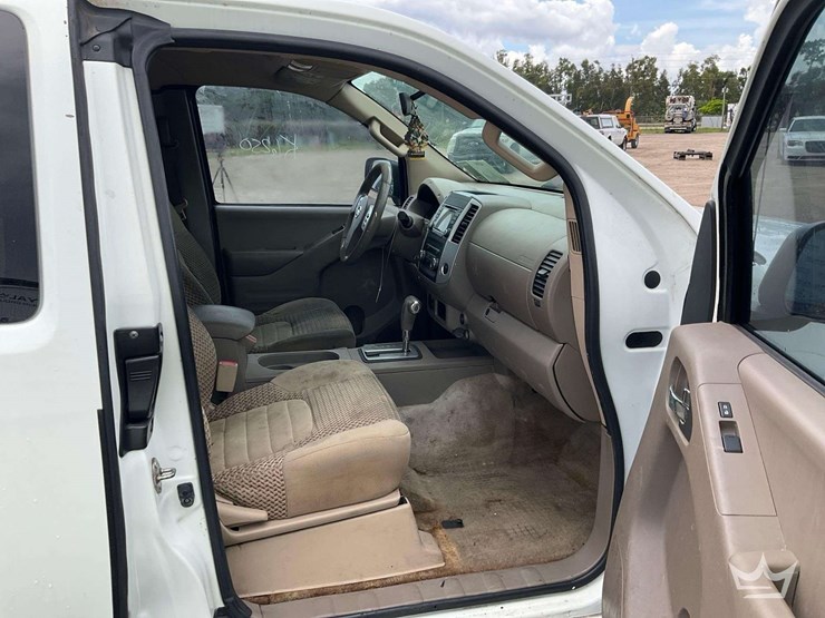 2017-nissan-frontier-image-37