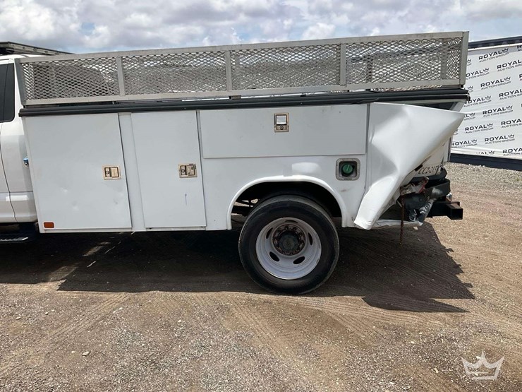 2019-ford-f450-image-35