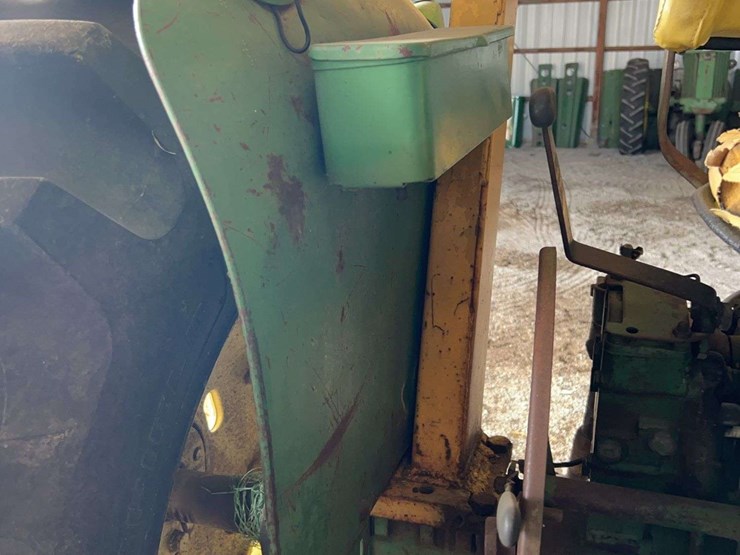 2020-john-deere-2020-image-37