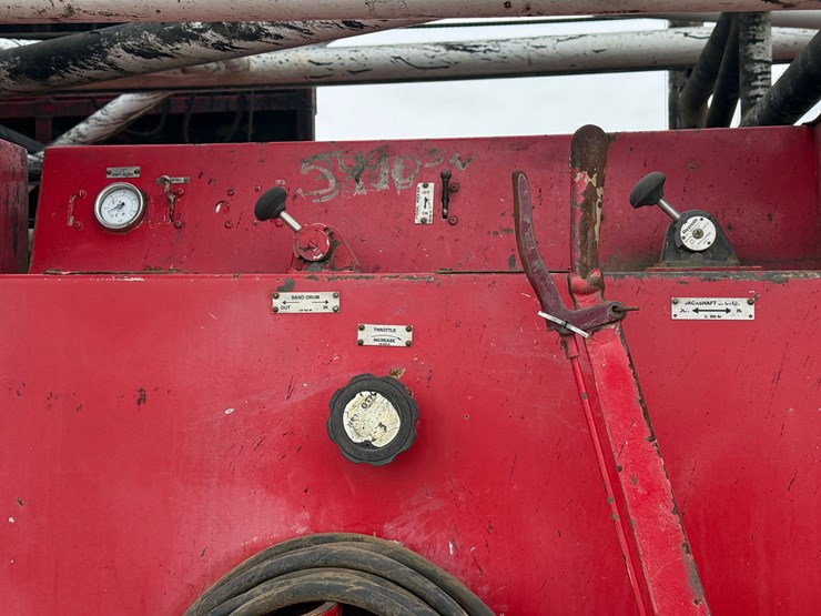 1979-franks-explorer-iii-1287/160-dtd-ht-96’-215k-4-axle-well-service-workover-rig-image-2