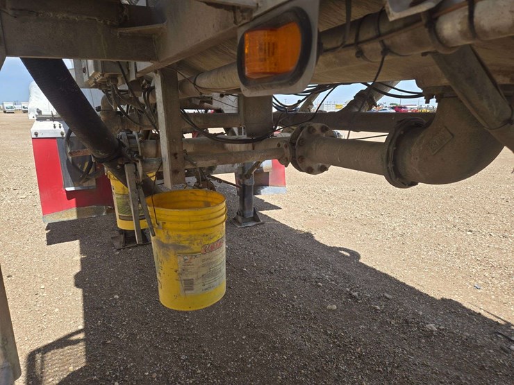 2000-tlmm-tanker-trailer-image-8