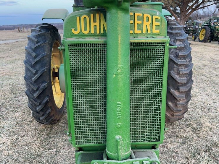 john-deere-a-image-9