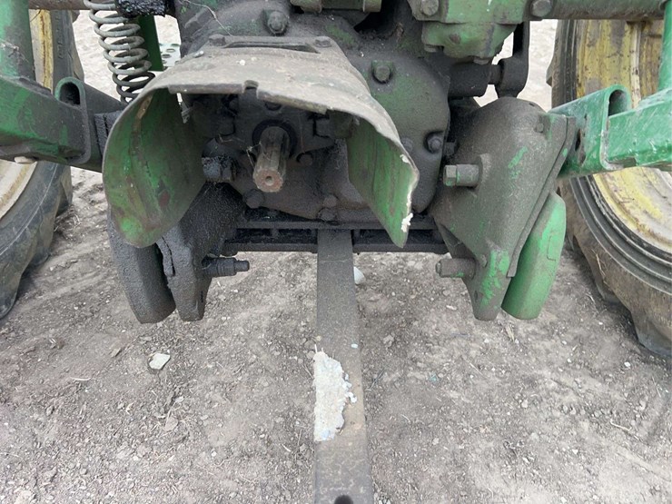 john-deere-620-image-37
