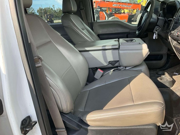 2017-ford-f450-image-29
