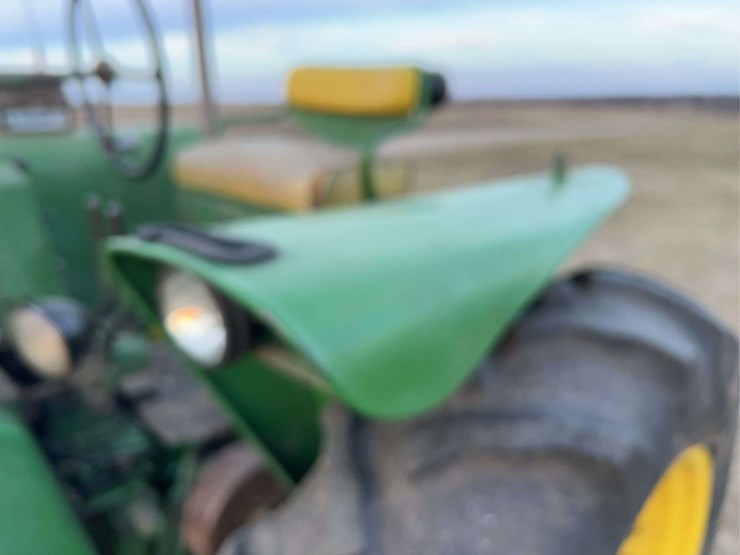 john-deere-720-image-53