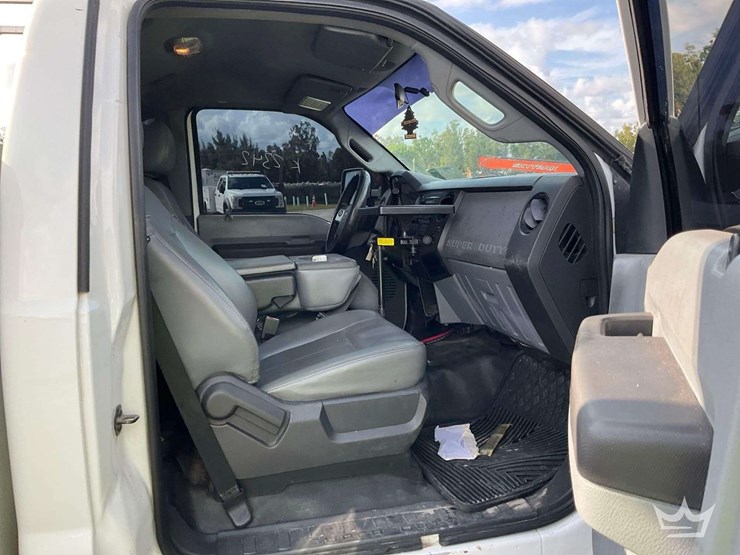 2012-ford-f450-image-26