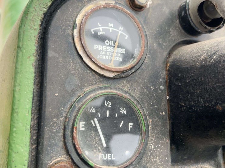 john-deere-530-image-55