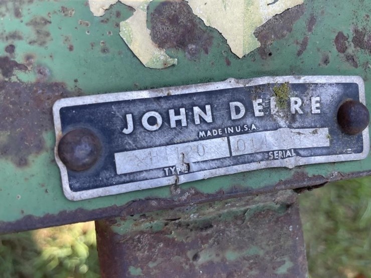 john-deere-110-image-8