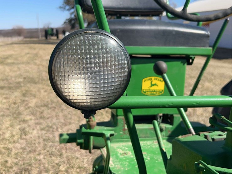 john-deere-model-b-image-29