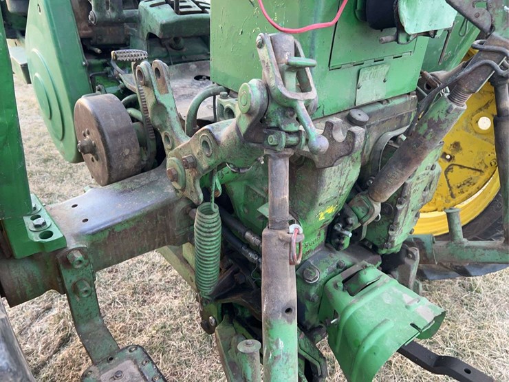 john-deere-720-image-46