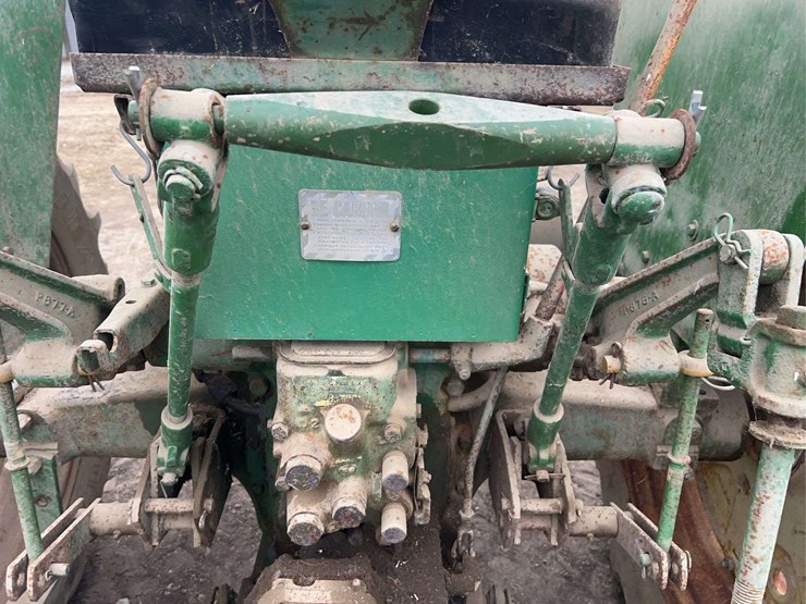 john-deere-70-image-47