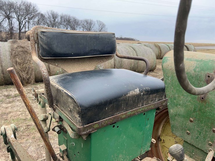 john-deere-70-image-36