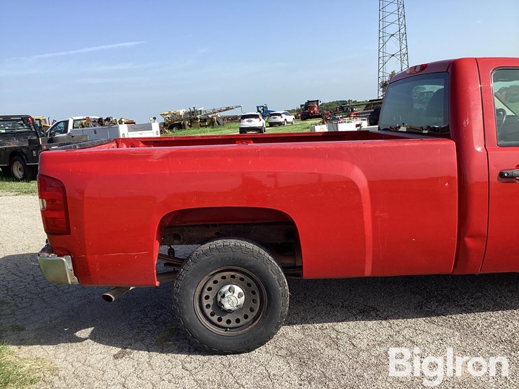 2010-chevrolet-silverado-1500hd-image-16
