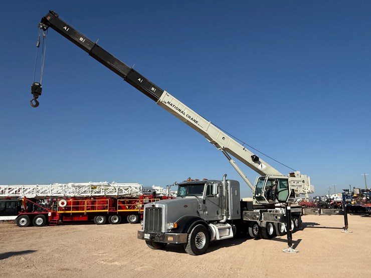2015-peterbilt-367-image-30