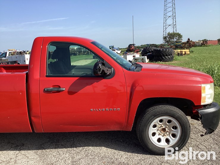 2010-chevrolet-silverado-1500hd-image-17