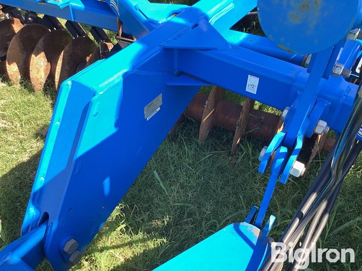 2011-landoll-7431-33-image-13