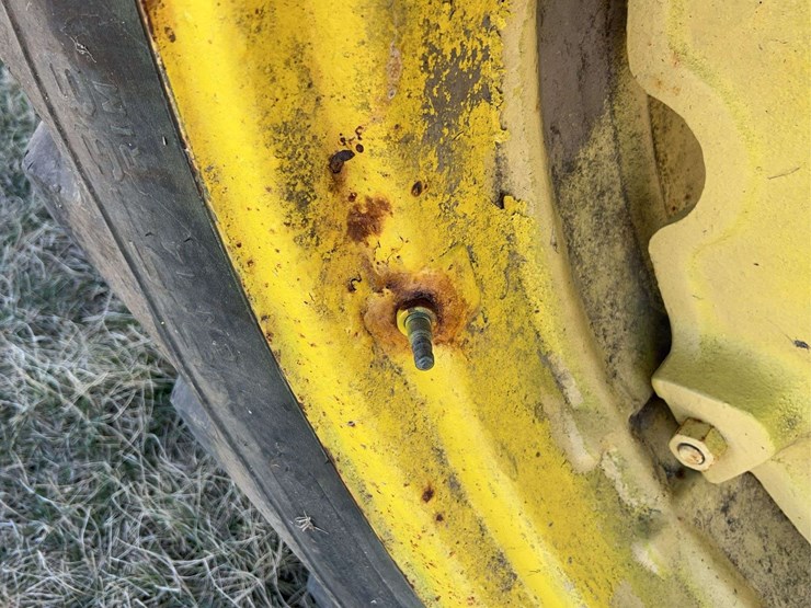 john-deere-720-image-35