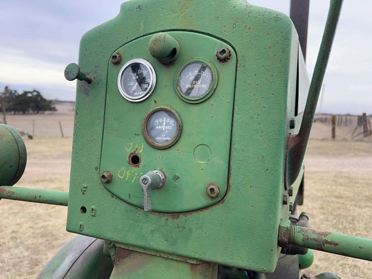 john-deere-60-image-40
