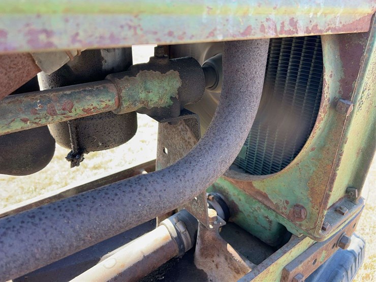 john-deere-model-b-image-22