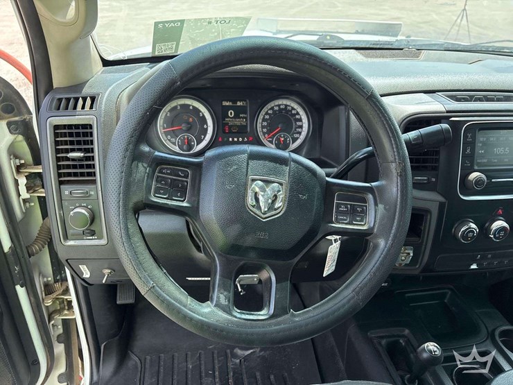 2018-dodge-3500-image-15